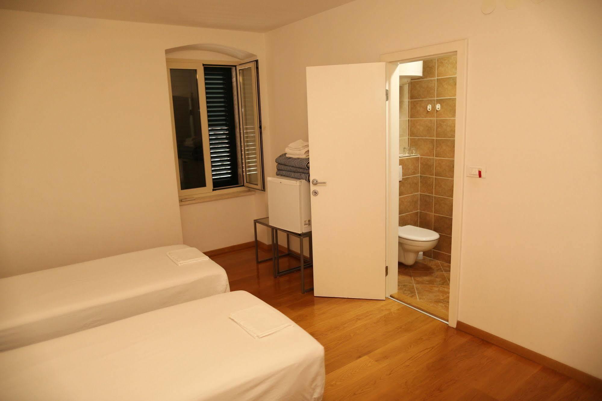 Malena Palace Experience Split Zewnętrze zdjęcie
